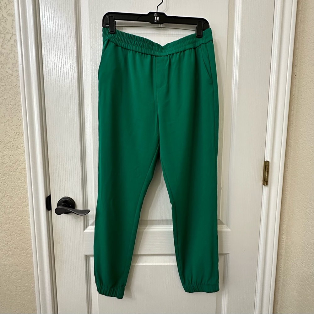 Banana Republic CHIC Joggers- NWT